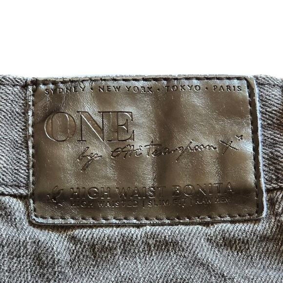 One Teaspoon Black Distressed Shorts - Picture 5 of 11